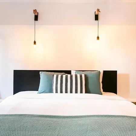 Amazing With Air Conditioner! Apartman